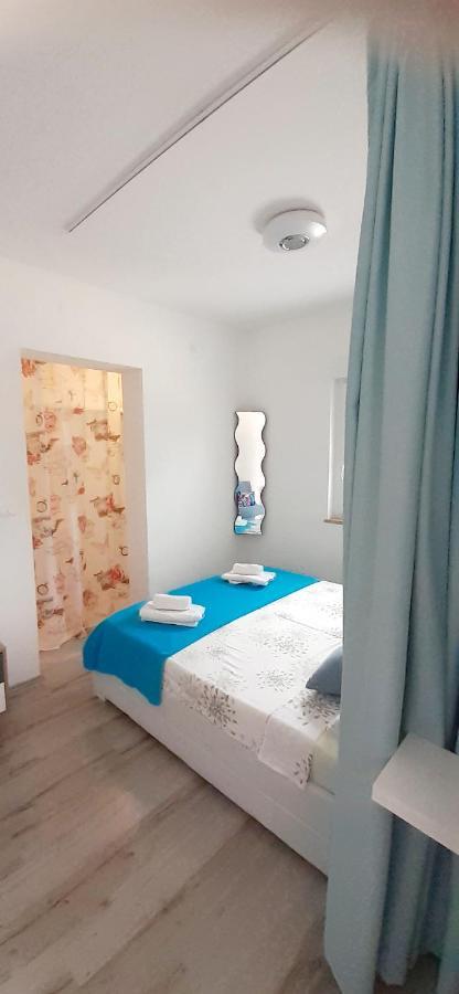 Lennida Studio Apartman With Free Parking Kavran ภายนอก รูปภาพ
