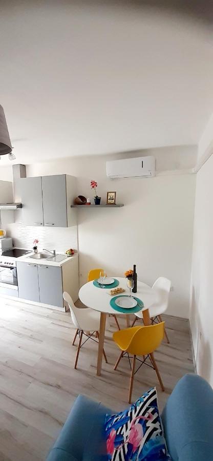 Lennida Studio Apartman With Free Parking Kavran ภายนอก รูปภาพ