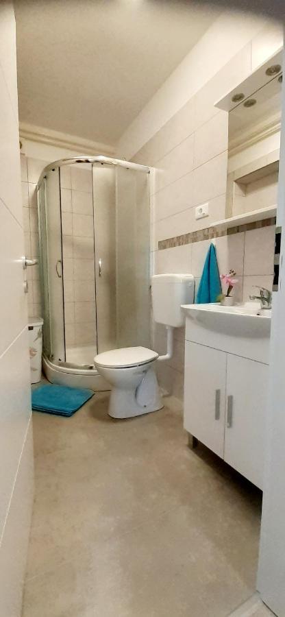 Lennida Studio Apartman With Free Parking Kavran ภายนอก รูปภาพ