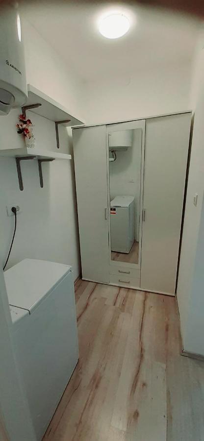 Lennida Studio Apartman With Free Parking Kavran ภายนอก รูปภาพ