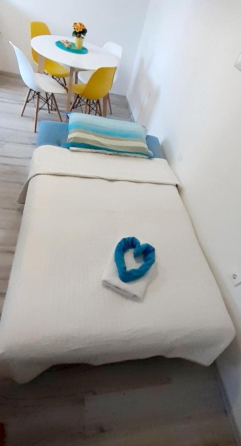 Lennida Studio Apartman With Free Parking Kavran ภายนอก รูปภาพ